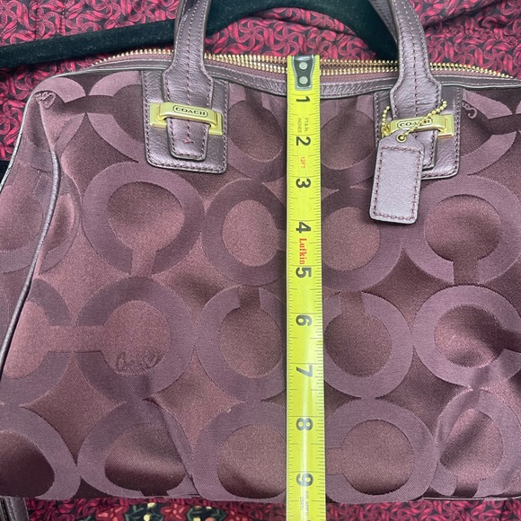 Coach Signature print Satchel shoulder Purse like new Wine Burgundy Purple color - Picture 6 of 10